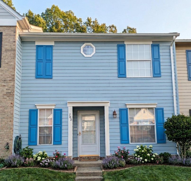 702 WIND RIDGE DR, Stafford, VA 22554