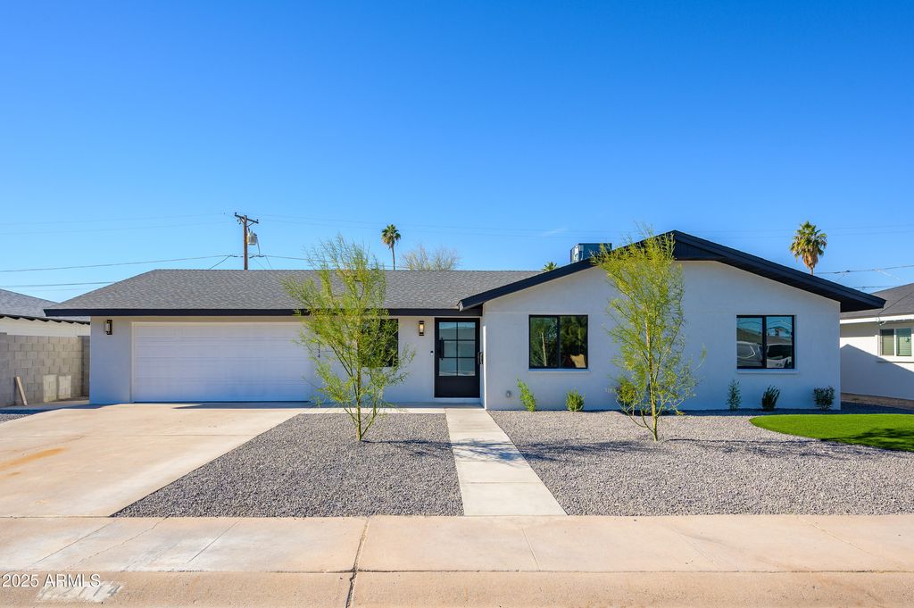 2114 N 69TH Place, Scottsdale, AZ 85257