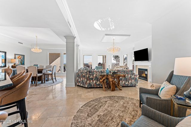 5025 FIRST COAST Highway, 202B, Fernandina Beach, FL 32034