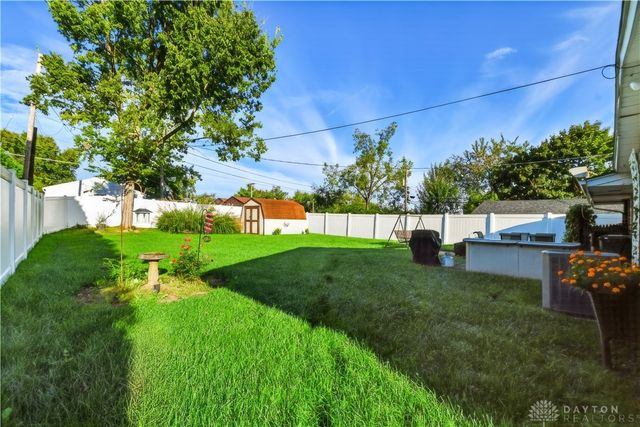 1221 Linda Lane, Fairborn, OH 45324