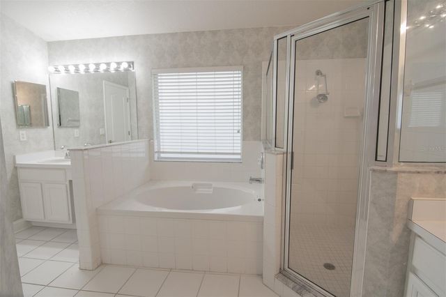 8635 MANASSAS ROAD, Tampa, FL 33635