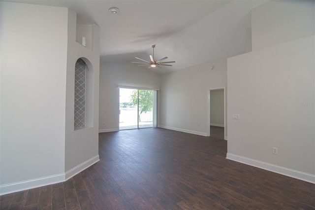 8635 MANASSAS ROAD, Tampa, FL 33635