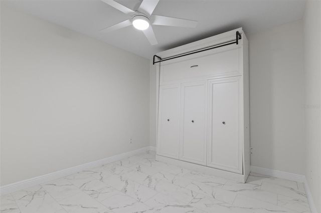 7540 SUNSHINE SKYWAY LANE S T35, St Petersburg, FL 33711