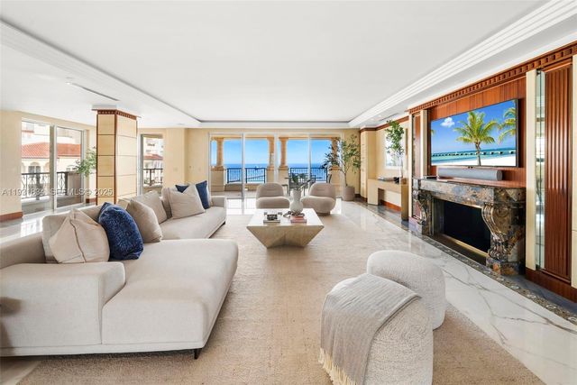 7471 Fisher Island Dr 7471, Miami Beach, FL 33109