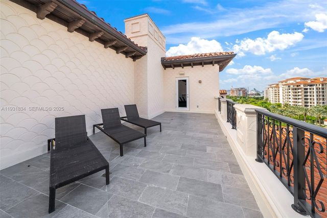 7471 Fisher Island Dr 7471, Miami Beach, FL 33109