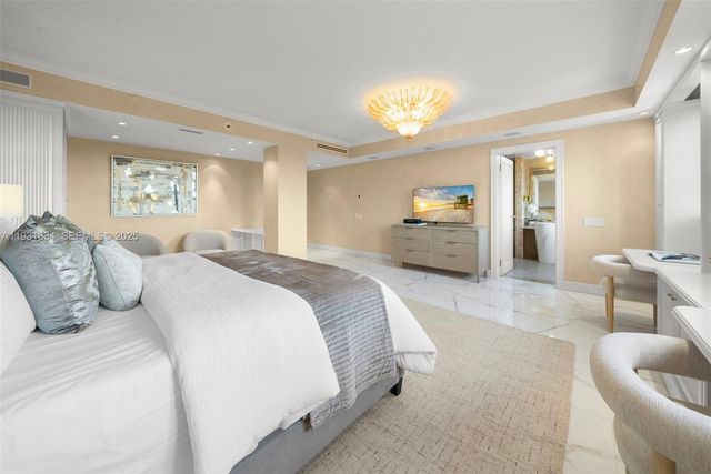 7471 Fisher Island Dr 7471, Miami Beach, FL 33109