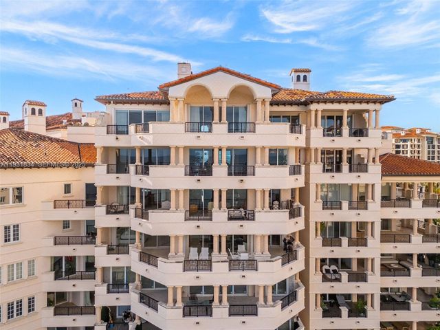 7471 Fisher Island Dr 7471, Miami Beach, FL 33109