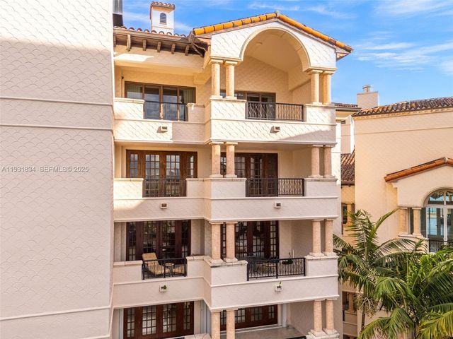 7471 Fisher Island Dr 7471, Miami Beach, FL 33109