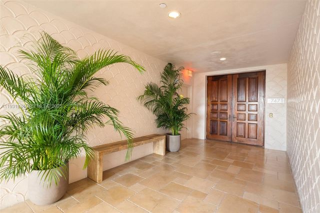 7471 Fisher Island Dr 7471, Miami Beach, FL 33109