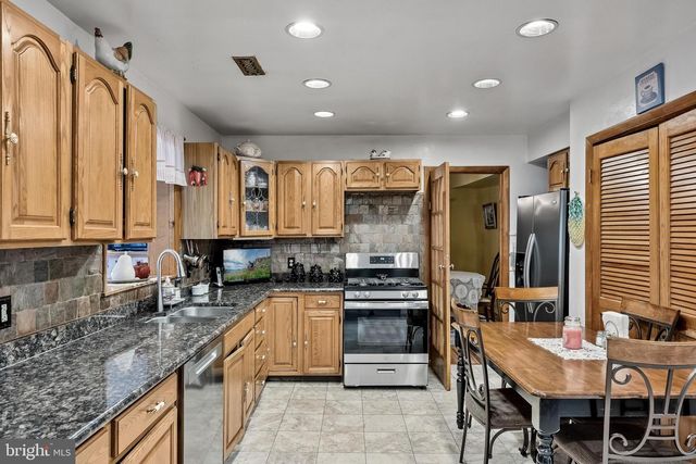 245 ASHLAND AVE, Cherry Hill, NJ 08003