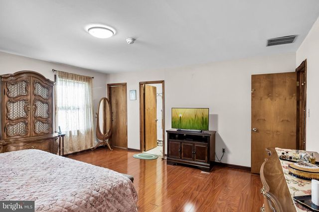 245 ASHLAND AVE, Cherry Hill, NJ 08003