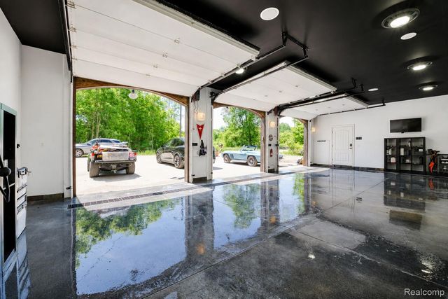 5940 Silver Birch Road, Hadley Township, MI 48462