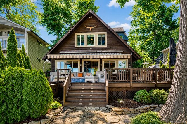 5940 Silver Birch Road, Hadley Township, MI 48462
