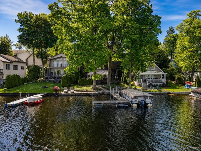 5940 Silver Birch Road, Hadley Township, MI 48462