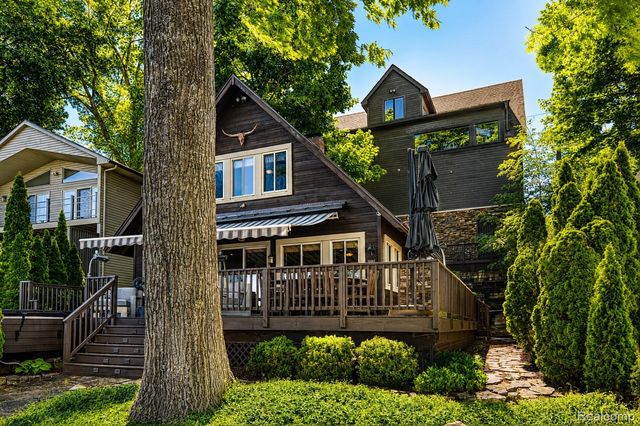 5940 Silver Birch Road, Hadley Township, MI 48462