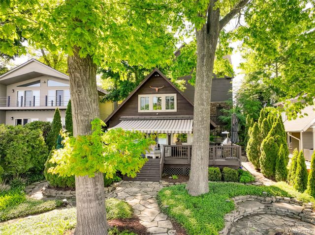 5940 Silver Birch Road, Hadley Township, MI 48462