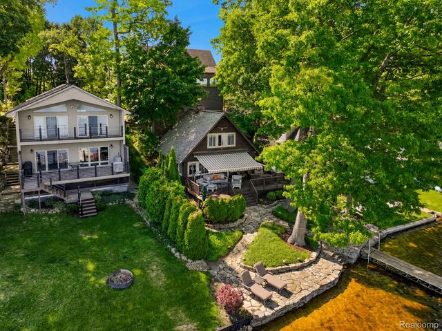 5940 Silver Birch Road, Hadley Township, MI 48462