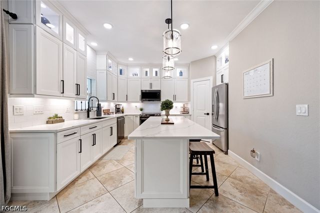 8724 Banyan Bay BLVD, Fort Myers, FL 33908