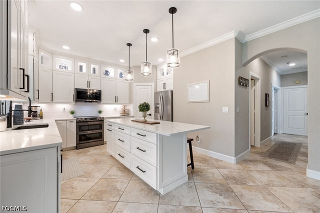 8724 Banyan Bay BLVD, Fort Myers, FL 33908