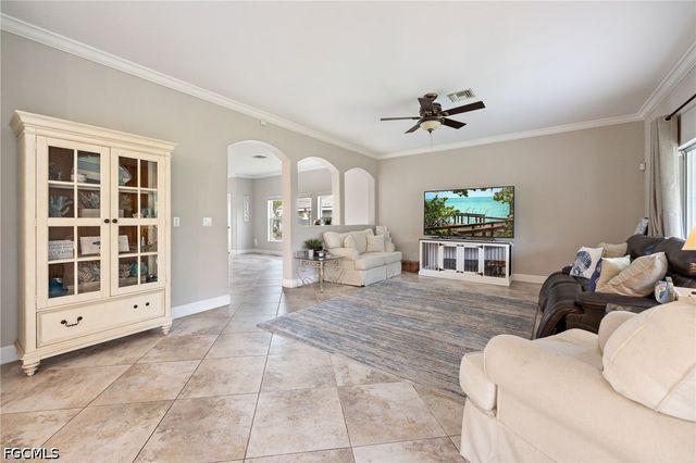 8724 Banyan Bay BLVD, Fort Myers, FL 33908