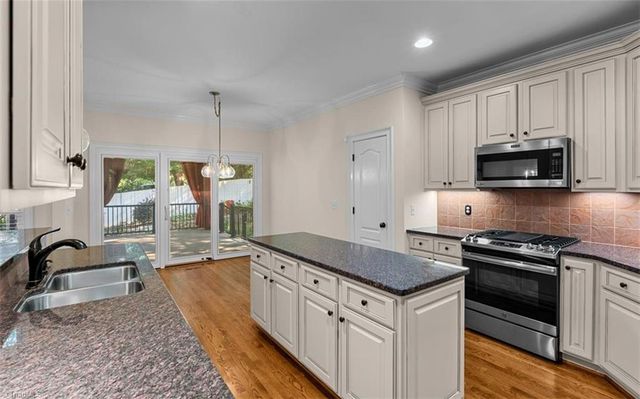 1 Rosebay Lane, Greensboro, NC 27455