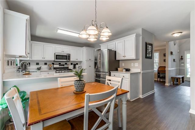 1800 Hazy Glen Court NW, Acworth, GA 30102
