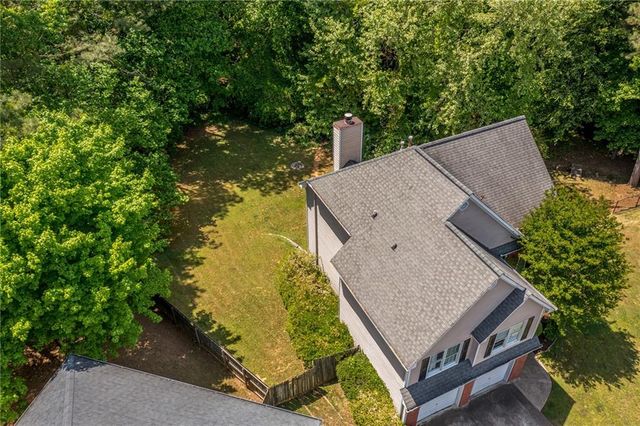 1800 Hazy Glen Court NW, Acworth, GA 30102