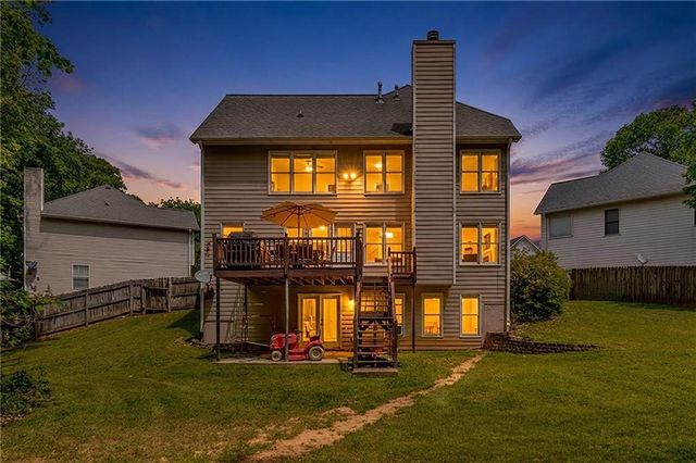 1800 Hazy Glen Court NW, Acworth, GA 30102