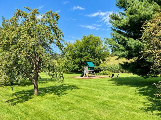 4044 Oak Park Road, Deerfield, WI 53531