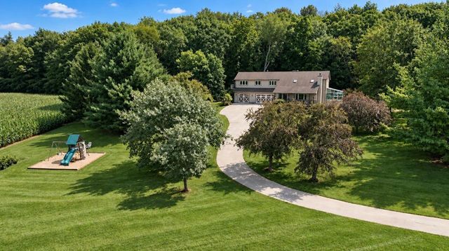 4044 Oak Park Road, Deerfield, WI 53531
