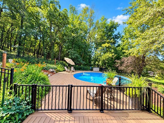 4044 Oak Park Road, Deerfield, WI 53531