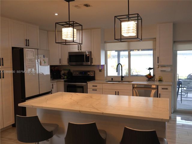 5505 SW 9th St 0, Margate, FL 33068