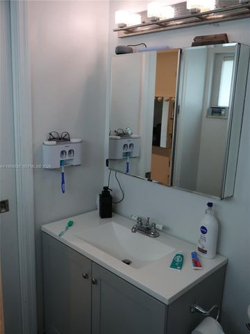 5505 SW 9th St 0, Margate, FL 33068