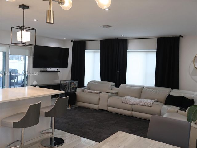 5505 SW 9th St 0, Margate, FL 33068