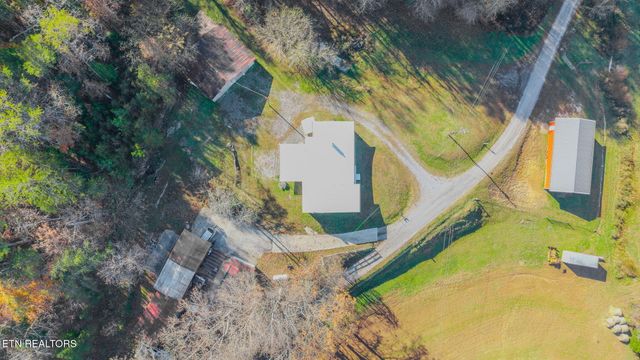 158 Stiles Rd, Madisonville, TN 37354