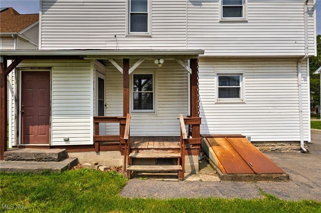 125 N Arlington Avenue, Niles, OH 44446