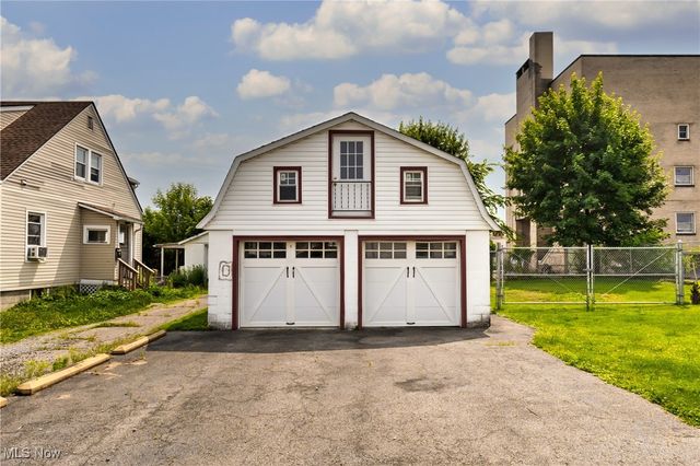 125 N Arlington Avenue, Niles, OH 44446