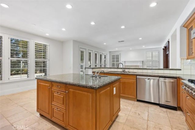 17 Colonial, Newport Beach, CA 92660
