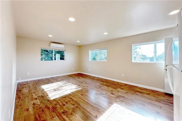 17134 Saticoy Street, Lake Balboa, CA 91406