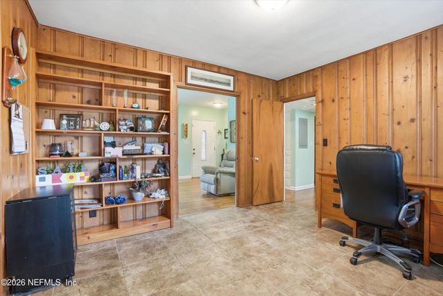 1426 GLENGARRY Road, Jacksonville, FL 32207