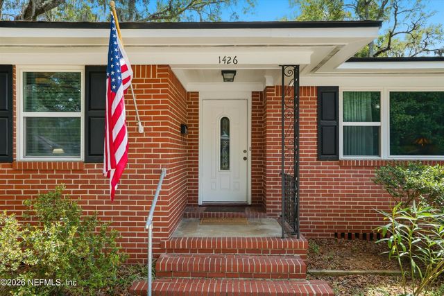 1426 GLENGARRY Road, Jacksonville, FL 32207
