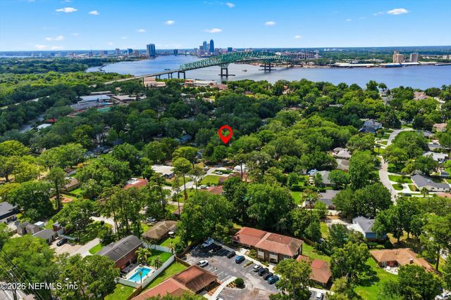 1426 GLENGARRY Road, Jacksonville, FL 32207