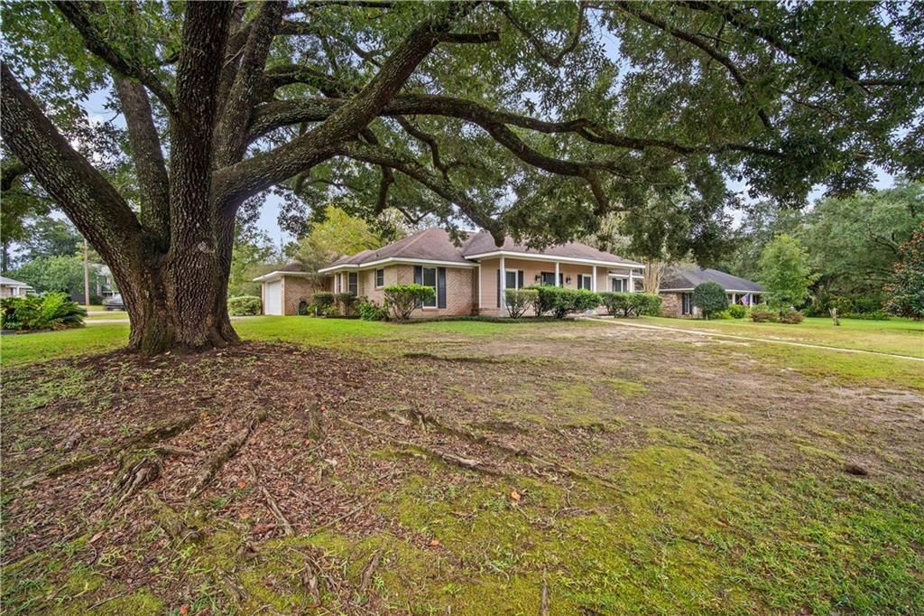 7351 Smithfield Road E, Mobile, AL 36695 — photo 2