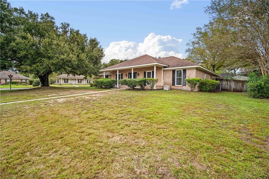 7351 Smithfield Road E, Mobile, AL 36695 — photo 3