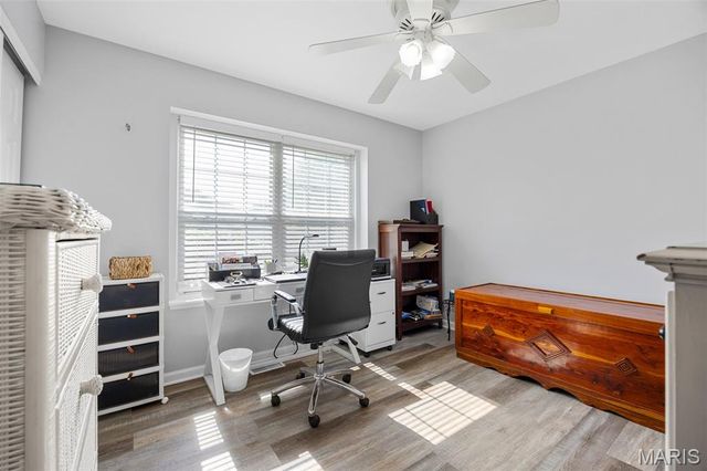 1239 Claycrest Drive, St Charles, MO 63304