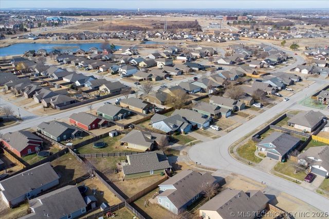 15148 E 108th Place N, Owasso, OK 74055