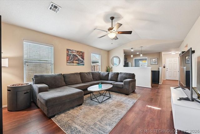 15148 E 108th Place N, Owasso, OK 74055