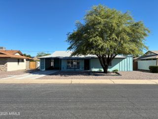 10530 W HOPE Drive, Sun City, AZ 85351