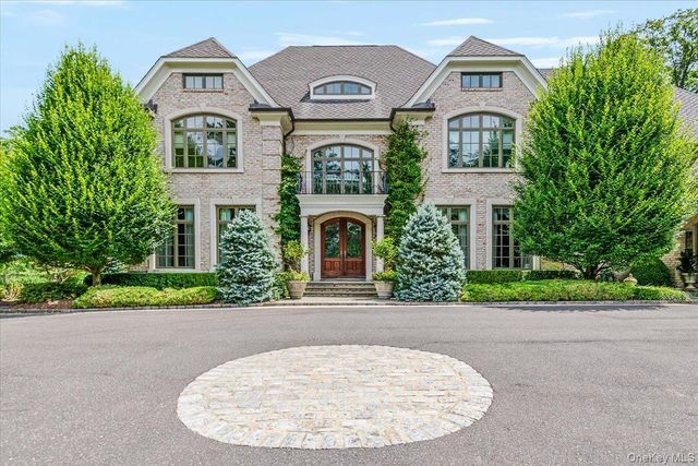 17 Plover Lane, Lloyd Harbor, NY 11743