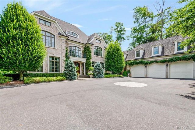 17 Plover Lane, Lloyd Harbor, NY 11743